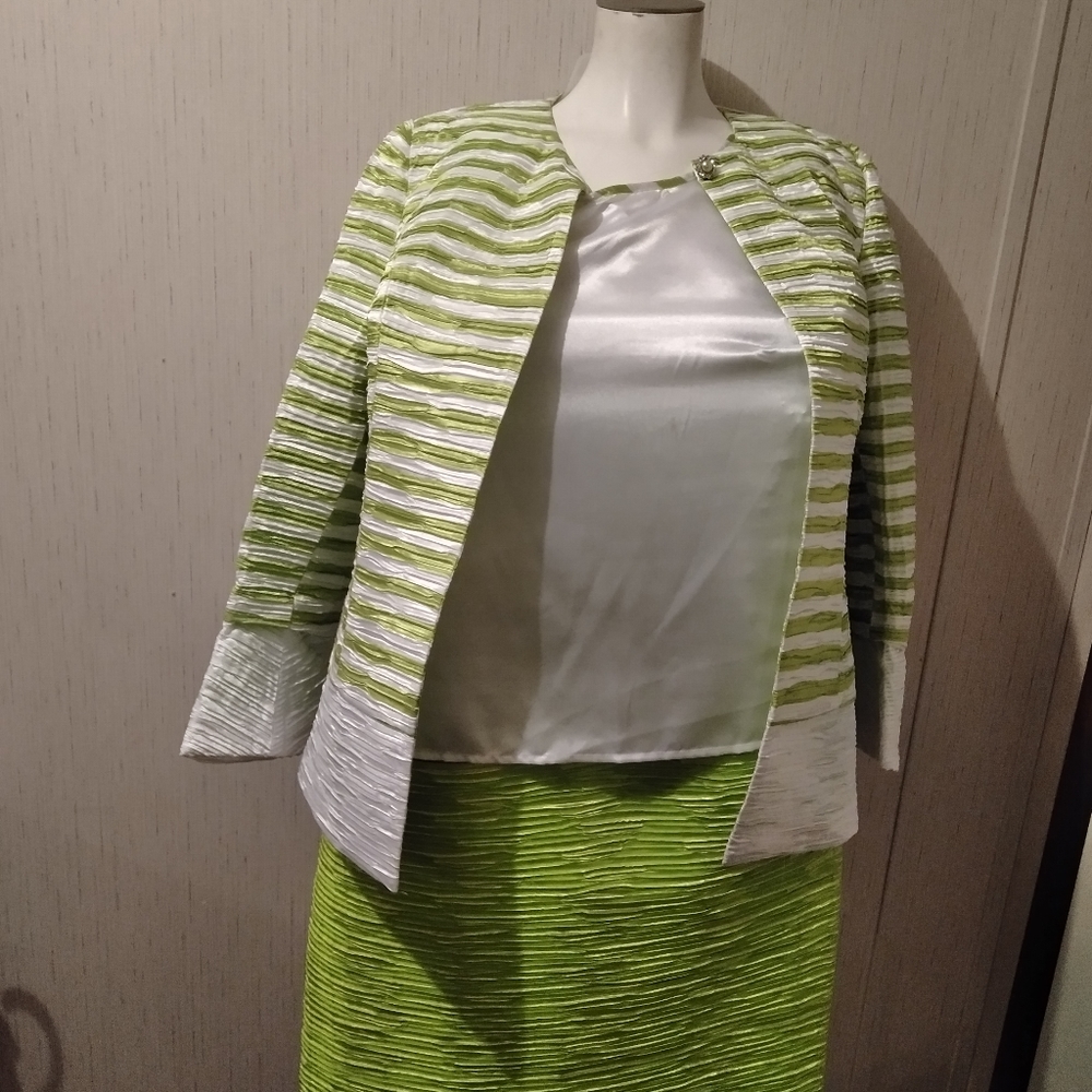 3 piece mint green and white outfit